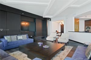 2711 S Ocean Dr, Hollywood, FL 33019, Sold 01/29/20