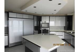20185 E Country Club Dr, Aventura, FL 33180, Sold 05/26/20