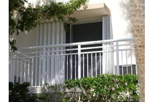 400 Kings Point Dr, Sunny Isles Beach, FL 33160, Sold 02/12/20