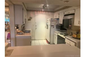 800 NE 195th St, Miami, FL 33179, Sold 09/30/20