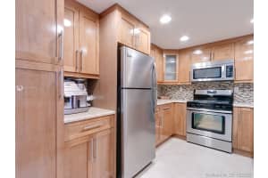 3140 S Ocean Dr, Hallandale Beach, FL 33009, Sold 09/25/20