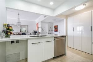 9100 W Bay Harbor Dr #7b, Bay Harbor Islands, FL 33154, Sold 01/27/21