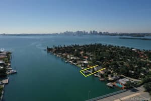 7623 Beach View Dr, North Bay Village, FL 33141, Sold 09/30/20