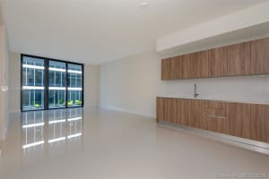 2960 NE 207th St, Aventura, FL 33180, Sold 10/26/21