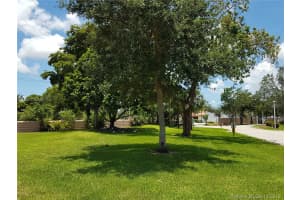 18 Matador Ln, Davie, FL 33324, Sold 05/15/20