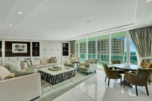 20155 NE 38th Ct, Aventura, FL 33180, Sold 08/20/20