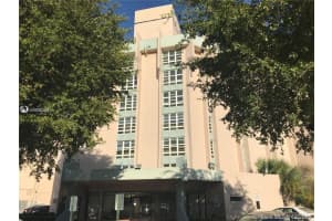 9682 Fontainebleau Blvd, Miami, FL 33172, Sold 04/13/20