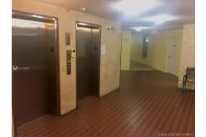 9682 Fontainebleau Blvd, Miami, FL 33172, Sold 04/13/20