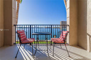 17100 N Bay Rd, Sunny Isles Beach, FL 33160, Sold 03/17/20