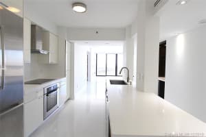 5757 Collins Ave # 305, Miami Beach, FL 33140, Sold 03/18/20