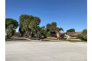 6735 NW 193rd Ln, Hialeah, FL 33015, Sold 01/23/20
