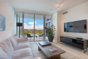 100 South Pointe Dr, Miami Beach, FL 33139, Sold 08/25/21