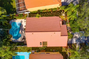 1591 Harbour Side Dr, Weston, FL 33326, Sold 01/21/20