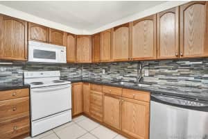 9270 W Bay Harbor Dr #4d, Bay Harbor Islands, FL 33154, Sold 08/17/20