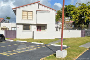 812 NW 106th Ave B1, Miami, FL 33172, Sold 02/14/20