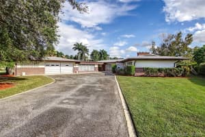 2185 SW Gull Harbor Ln, Palm City, FL 34990, Sold 01/31/20