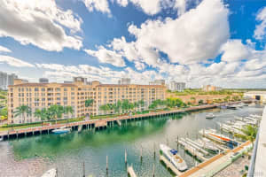 2950 NE 188th St, Miami, FL 33180, Sold 02/27/20
