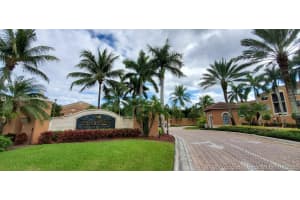 8020 N Nob Hill Rd, Tamarac, FL 33321, Sold 05/13/20