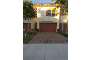 4715 N Prive Cir, Delray Beach, FL 33445, Sold 05/11/20