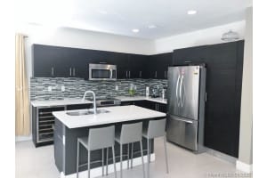 10480 NW 69th Terrace, Doral, FL 33178, Sold 07/20/20