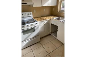 465 NW 84th Terrace, Miami, FL 33150, Sold 11/30/20