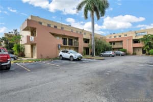 230 NW 87th Ave APT I104, Miami, FL 33172, Sold 01/14/20