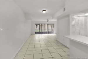230 NW 87th Ave APT I104, Miami, FL 33172, Sold 01/14/20
