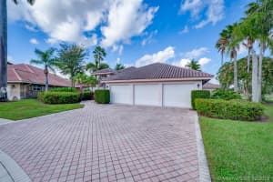 600 Laurel Ln, Pembroke Pines, FL 33027, Sold 01/31/20