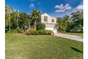 2027 Island Cir, Weston, FL 33326, Sold 04/03/20