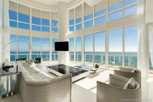 100 South Pointe Dr APT 3804, Miami Beach, FL 33139, Sold 05/19/21