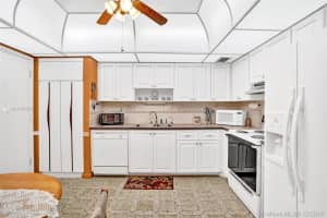 1601 S Ocean Dr, Hollywood, FL 33019, Sold 11/27/20