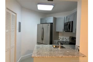 660 W Park Dr, Miami, FL 33172, Sold 01/31/20