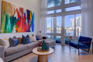 77 N Shore Dr, Miami Beach, FL 33141, Sold 02/03/21