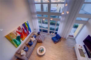 77 N Shore Dr, Miami Beach, FL 33141, Sold 02/03/21