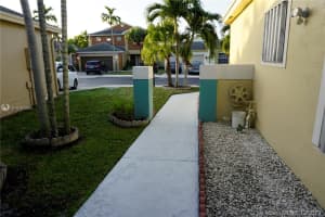 156 W Riverbend Dr, Sunrise, FL 33326, Sold 03/02/20