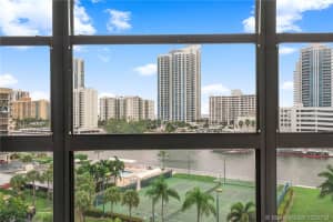 400 Leslie Dr, Hallandale Beach, FL 33009, Sold 03/13/20