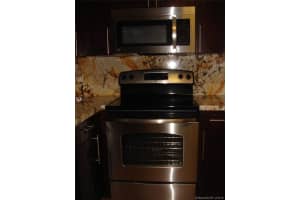 6195 NW 186th St, Hialeah, FL 33015, Sold 01/31/20
