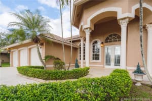 2100 SW 131st Terrace, Davie, FL 33325, Sold 07/27/20