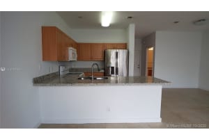 5323 SW 40th Ave, Fort Lauderdale, FL 33314, Sold 03/27/20