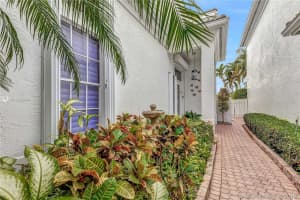 19906 NE 36th Pl, Aventura, FL 33180, Sold 08/17/20