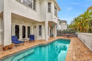 19906 NE 36th Pl, Aventura, FL 33180, Sold 08/17/20