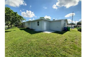 6861 NW 28th St, Sunrise, FL 33313, Sold 06/15/20