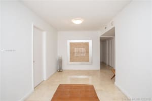 600 Grapetree Dr APT 4CN, Key Biscayne, FL 33149, Sold 08/24/20