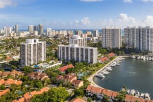 3610 Yacht Club Dr, Miami, FL 33180, Sold 07/01/20
