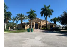 12701 Kapok Ln, Davie, FL 33330, Sold 06/26/20