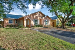 24981 SW 128th Path, Homestead, FL 33032, Sold 01/28/20