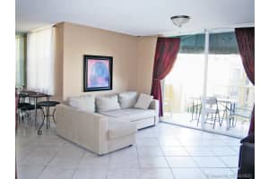 19701 E Country Club Dr, Aventura, FL 33180, Sold 05/28/21