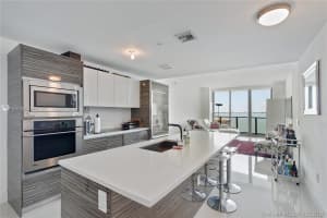 460 NE 28th St, Miami, FL 33137, Sold 03/10/21