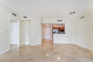 186 SE 12th Terrace, Miami, FL 33131, Sold 03/13/20