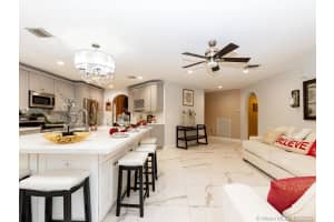 20330 SW 1st St, Pembroke Pines, FL 33029, Sold 03/02/20